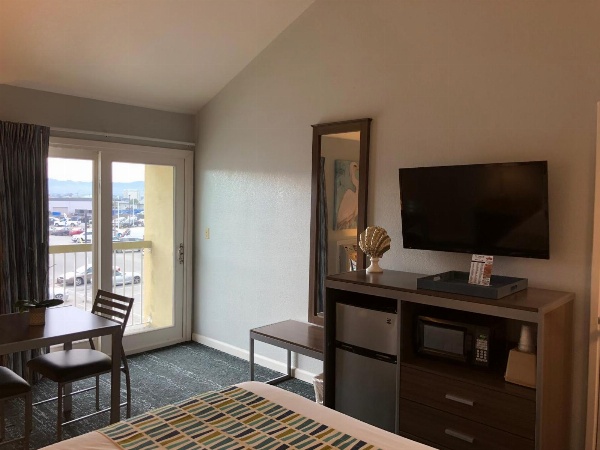 Sand Dollar Inn image 3